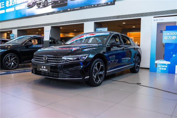 恒财网配资 经得起时间推敲才叫经典，迈腾3000万辆甄选款要的就是精进与深化